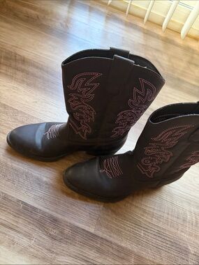 Brown Western Cowboy Boots with Pink Stitching-Deer Stag, kid size 2